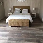 Bed & Breakfast D'hotes De La Pinstrie 3*