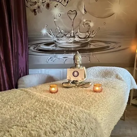 Couette-café D'hôtes De La Pinstrie 3*